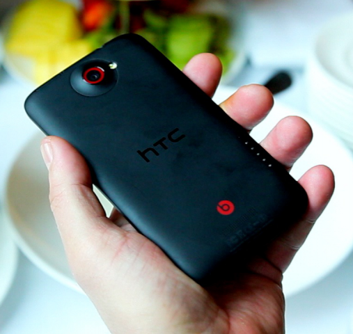 HTCs One X Plus (Bilder: Daniel Pook/Golem.de)